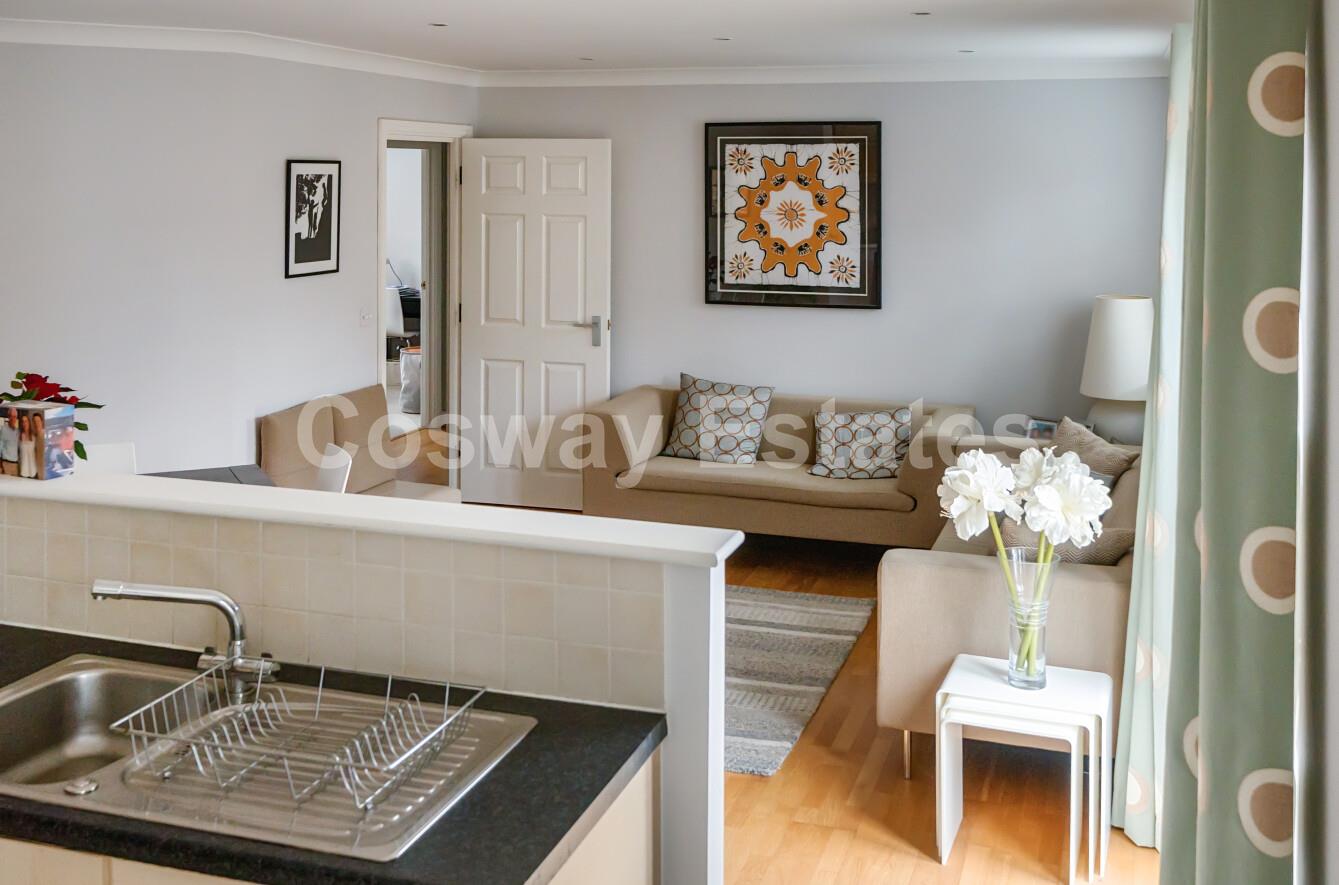 Shillingford Close, Mill Hill, NW7, London